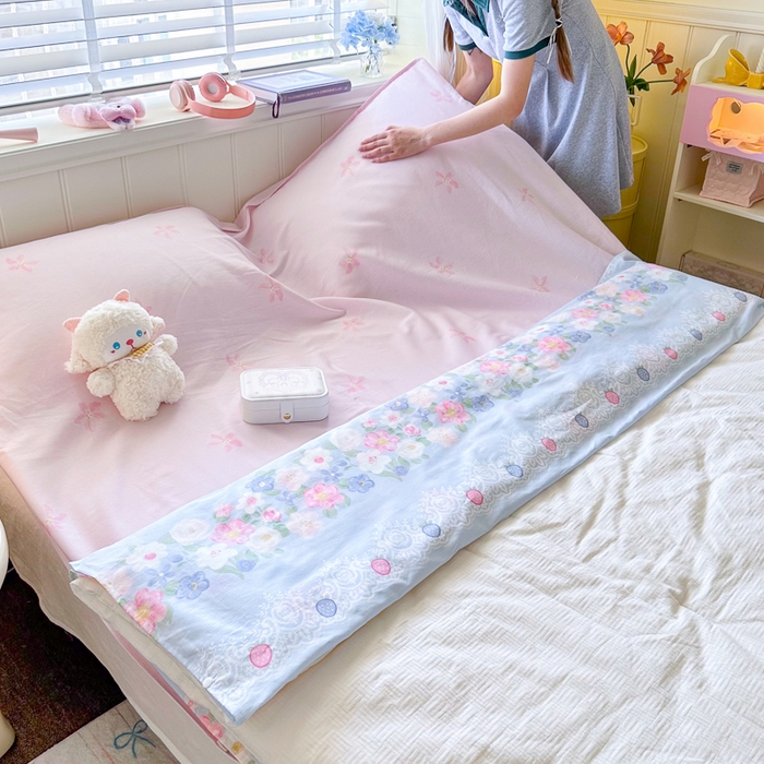 91家纺网 家纺一手货源 找家纺 Sweet dreams甜梦 2025新款全棉纯棉卡通印花睡袋酒店一体式全棉旅行睡袋 花季