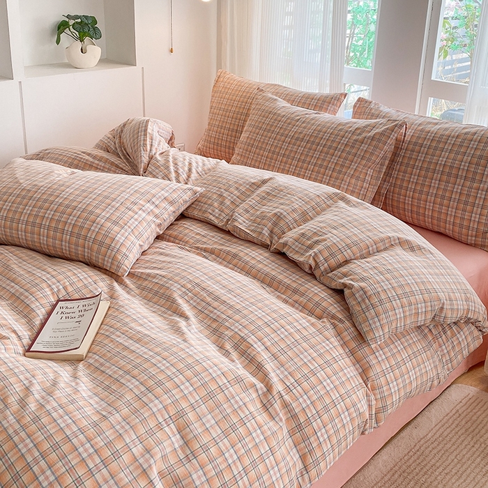 91家纺网 家纺一手货源 找家纺 尚品本色2025年新款简约风全棉水洗棉格子条纹系列四件套 森屿-桔