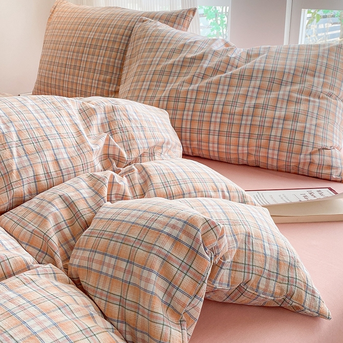 91家纺网 家纺一手货源 找家纺 尚品本色2025年新款简约风全棉水洗棉格子条纹系列四件套 森屿-桔