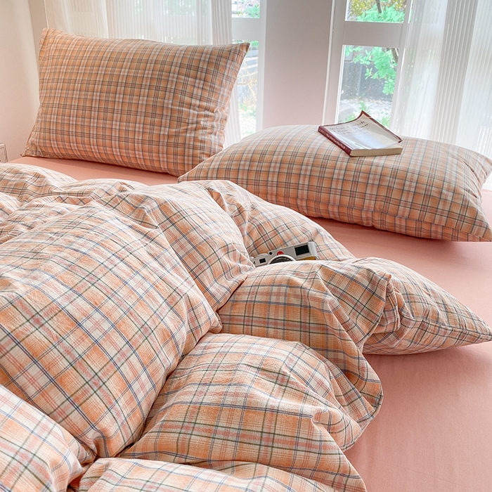 91家纺网 家纺一手货源 找家纺 尚品本色2025年新款简约风全棉水洗棉格子条纹系列四件套 森屿-桔