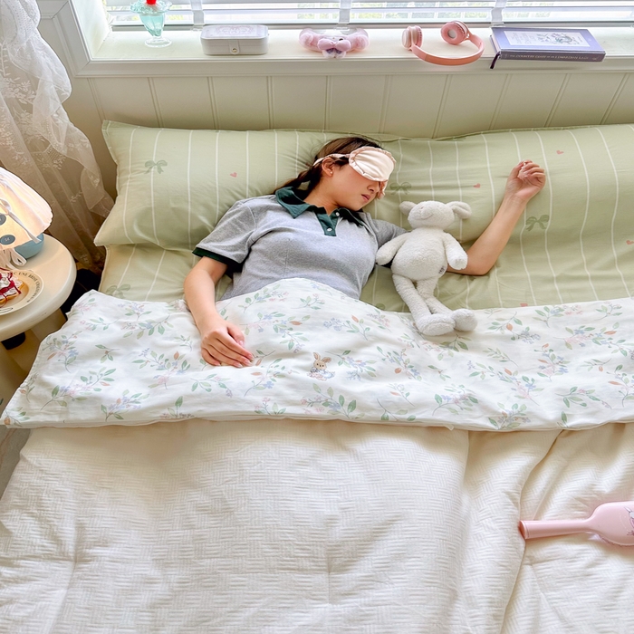 91家纺网 家纺一手货源 找家纺 Sweet dreams甜梦 2025新款全棉纯棉卡通印花睡袋酒店一体式全棉旅行睡袋 田园小兔