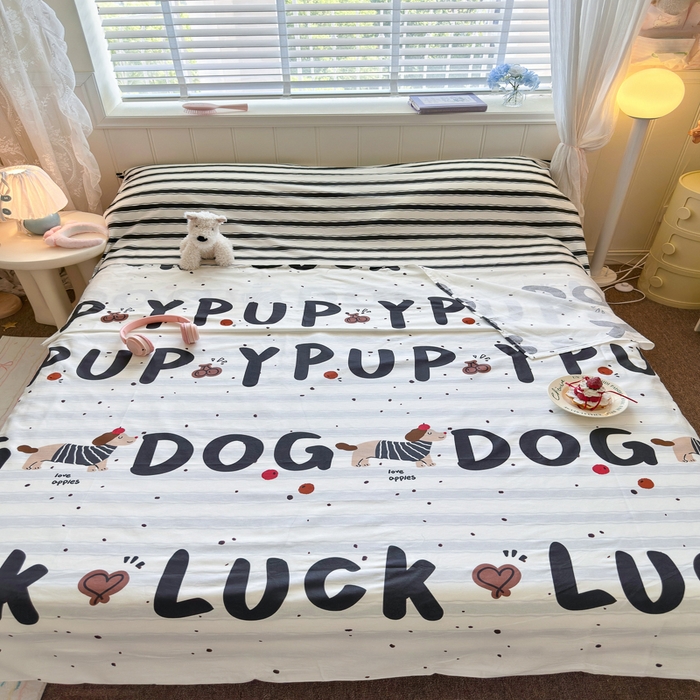 91家纺网 家纺一手货源 找家纺 Sweet dreams甜梦 2025新款全棉纯棉卡通印花睡袋酒店一体式全棉旅行睡袋 字母腊肠狗