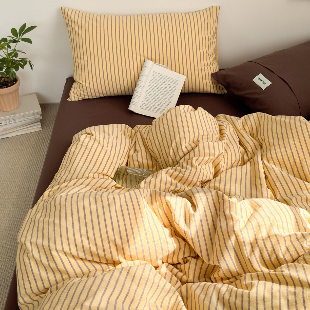 91家纺网 家纺一手货源 找家纺 玖弘家居 2025新款全棉纯棉水洗棉五色条纹混搭四件套 混搭黄咖条