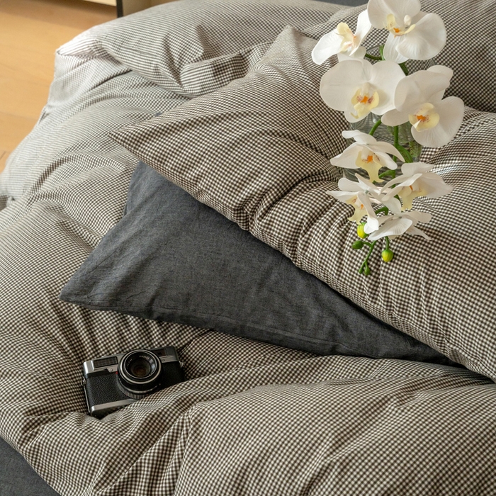 91家纺网 家纺一手货源 找家纺 玖弘家居 2025新款全棉纯棉水洗棉细格单被套 黑咖细格