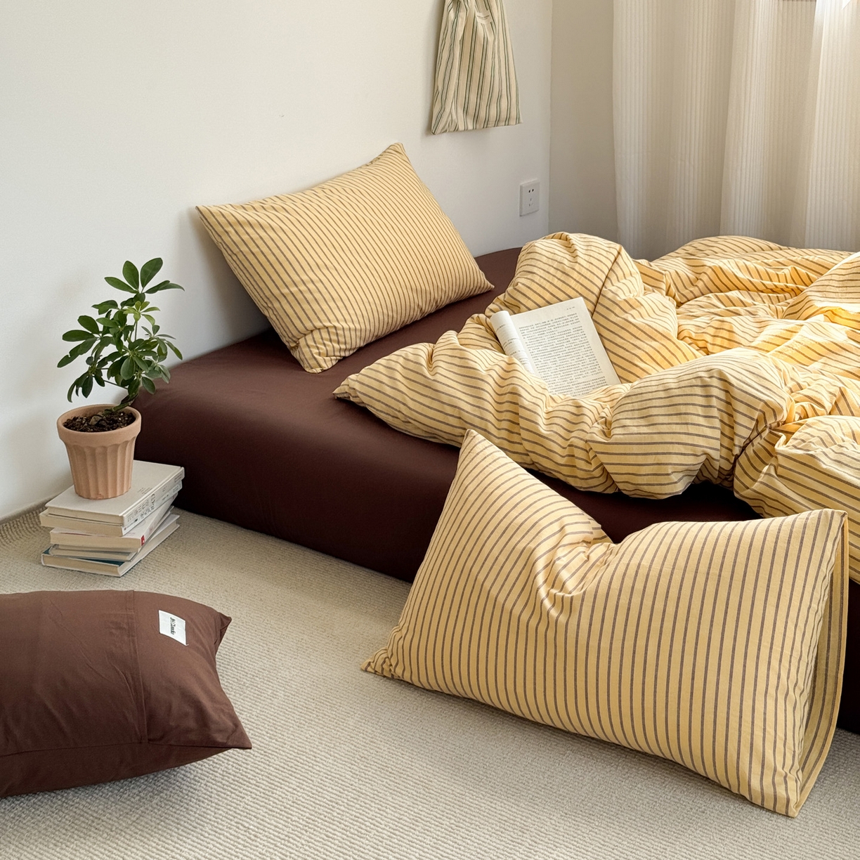 91家纺网 家纺一手货源 找家纺 玖弘家居 2025新款全棉纯棉水洗棉五色条纹混搭单床笠 混搭黄咖条