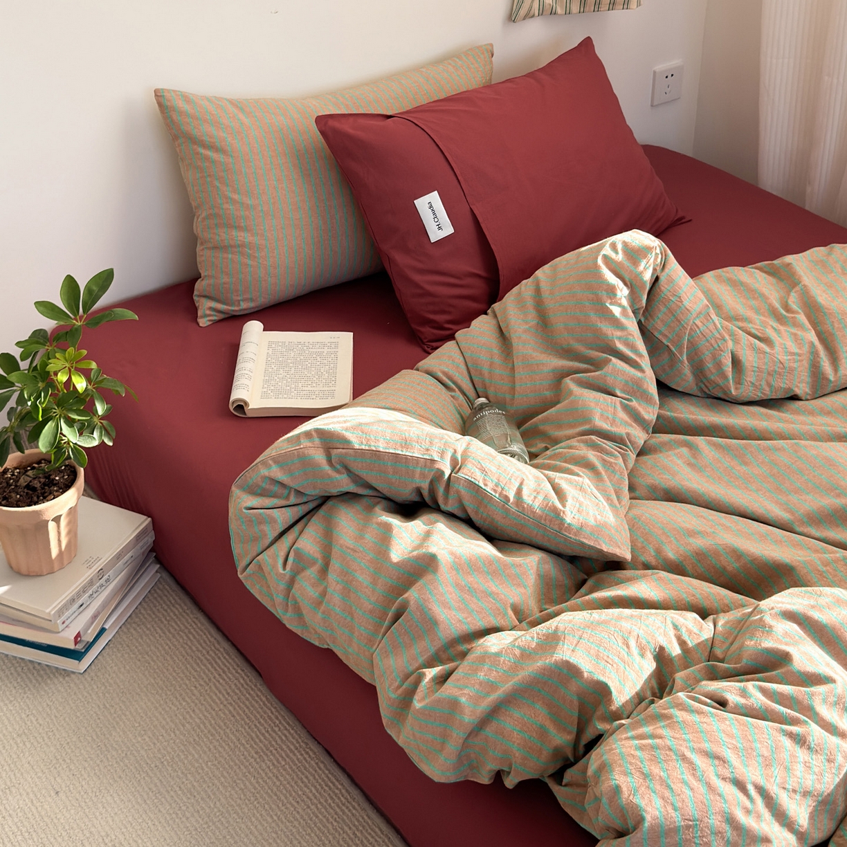 91家纺网 家纺一手货源 找家纺 玖弘家居 2025新款全棉纯棉水洗棉五色条纹混搭单床笠 混搭桔红条