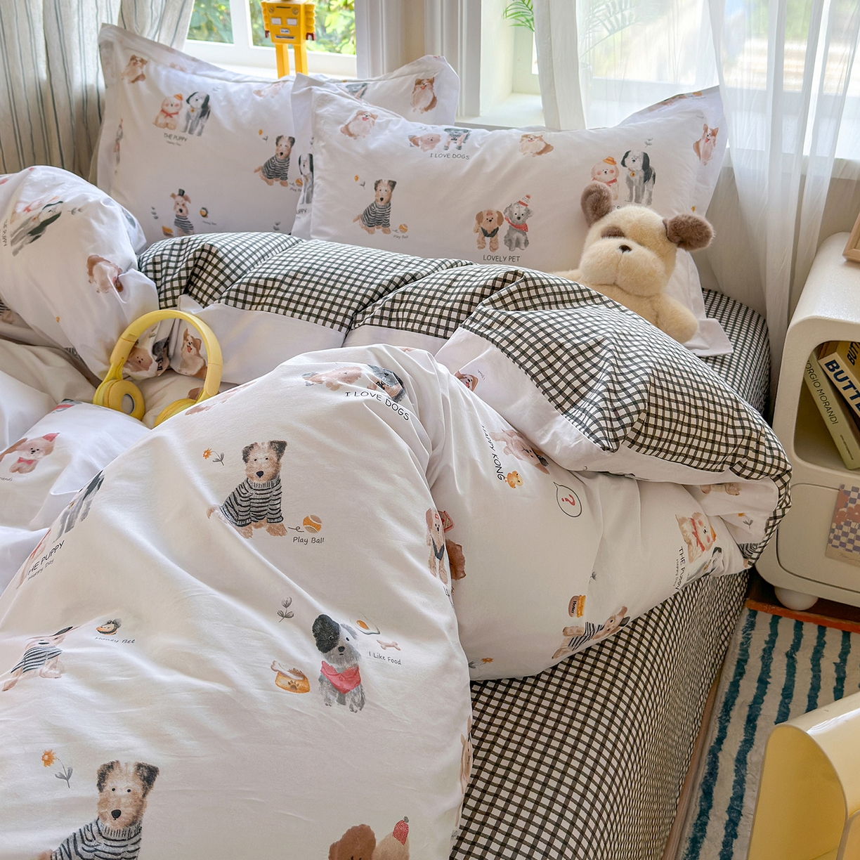 91家纺网 家纺一手货源 找家纺 金盛纺 2025新款全棉印花四件套 欢乐家族