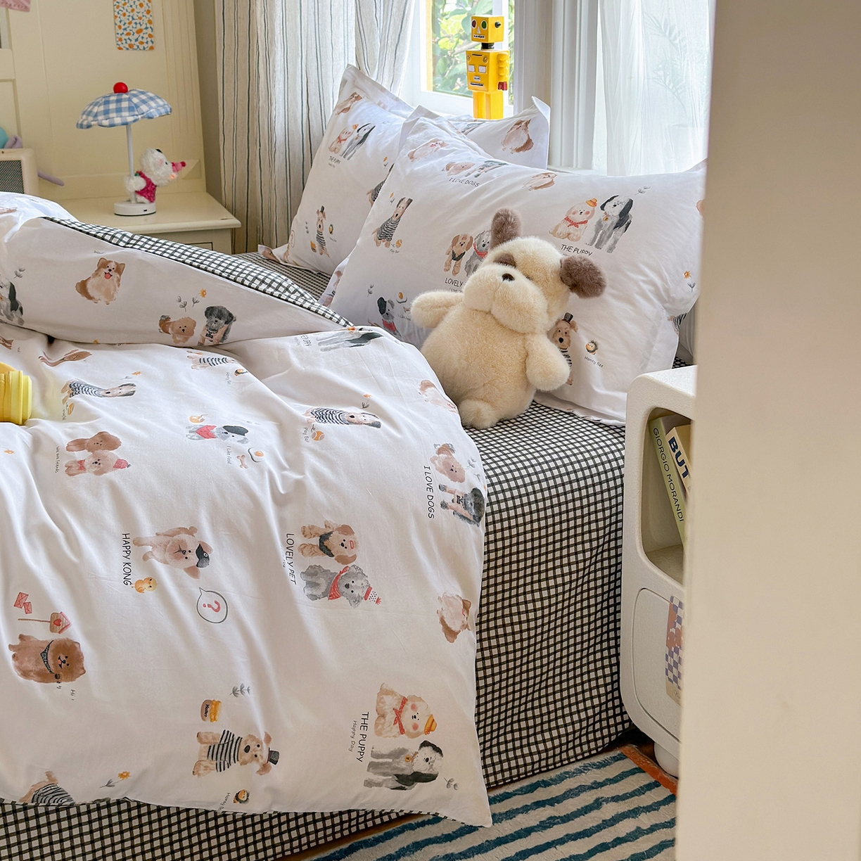 91家纺网 家纺一手货源 找家纺 金盛纺 2025新款全棉印花四件套 欢乐家族