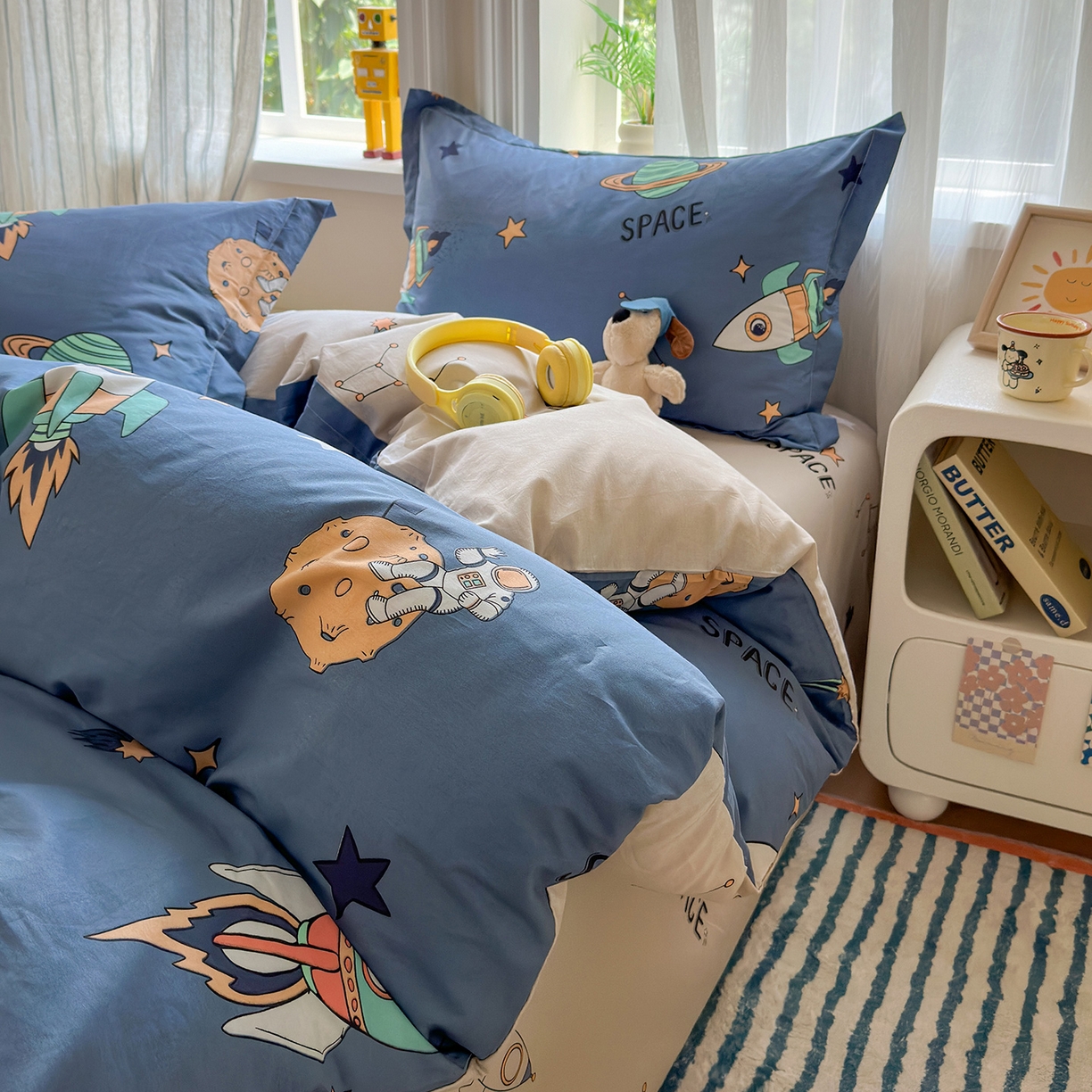 91家纺网 家纺一手货源 找家纺 金盛纺 2025新款全棉印花四件套 环游太空