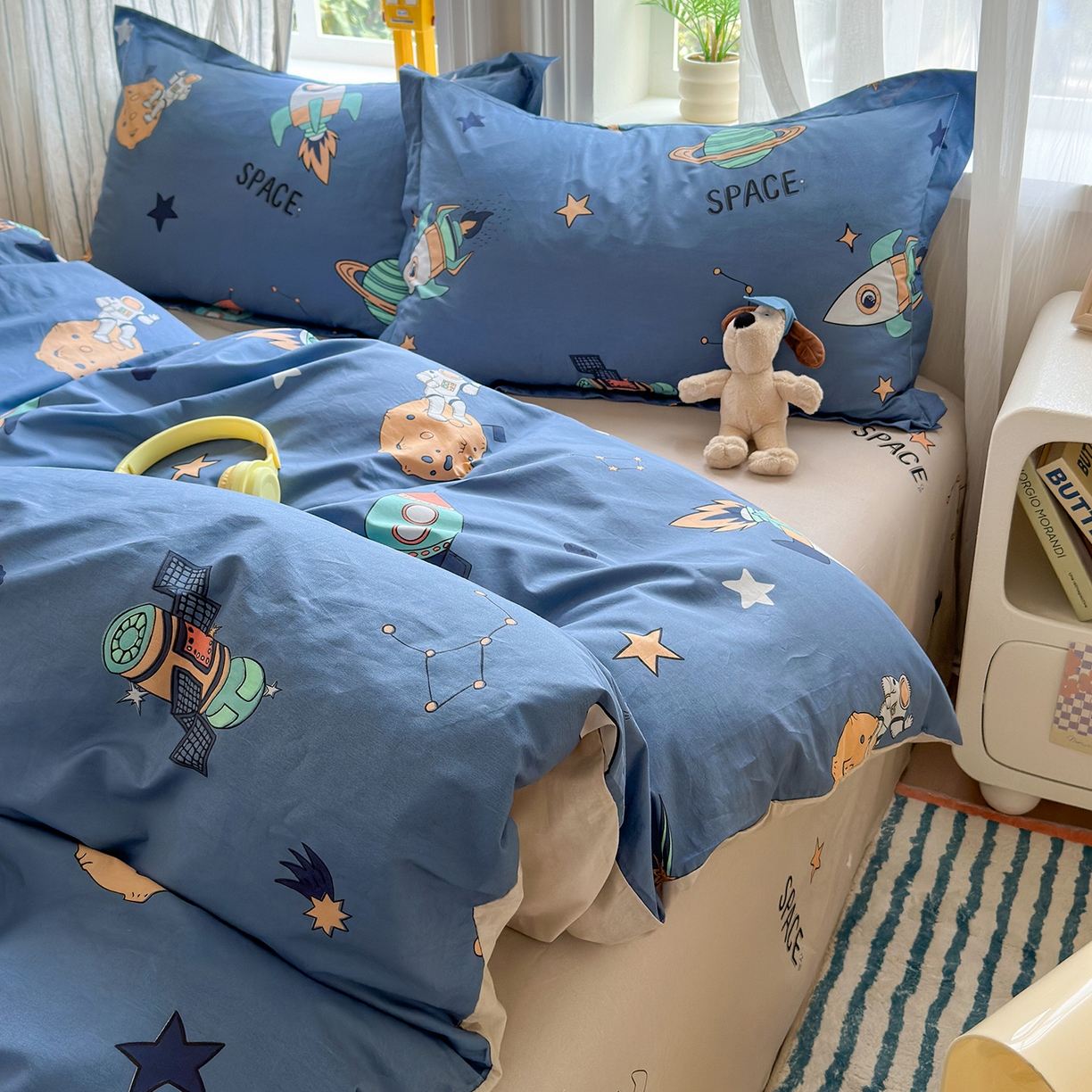 91家纺网 家纺一手货源 找家纺 金盛纺 2025新款全棉印花四件套 环游太空