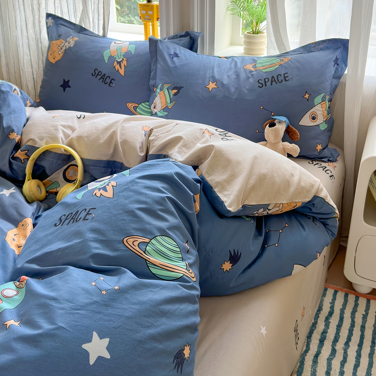 91家纺网 家纺一手货源 找家纺 金盛纺 2025新款全棉印花四件套 环游太空