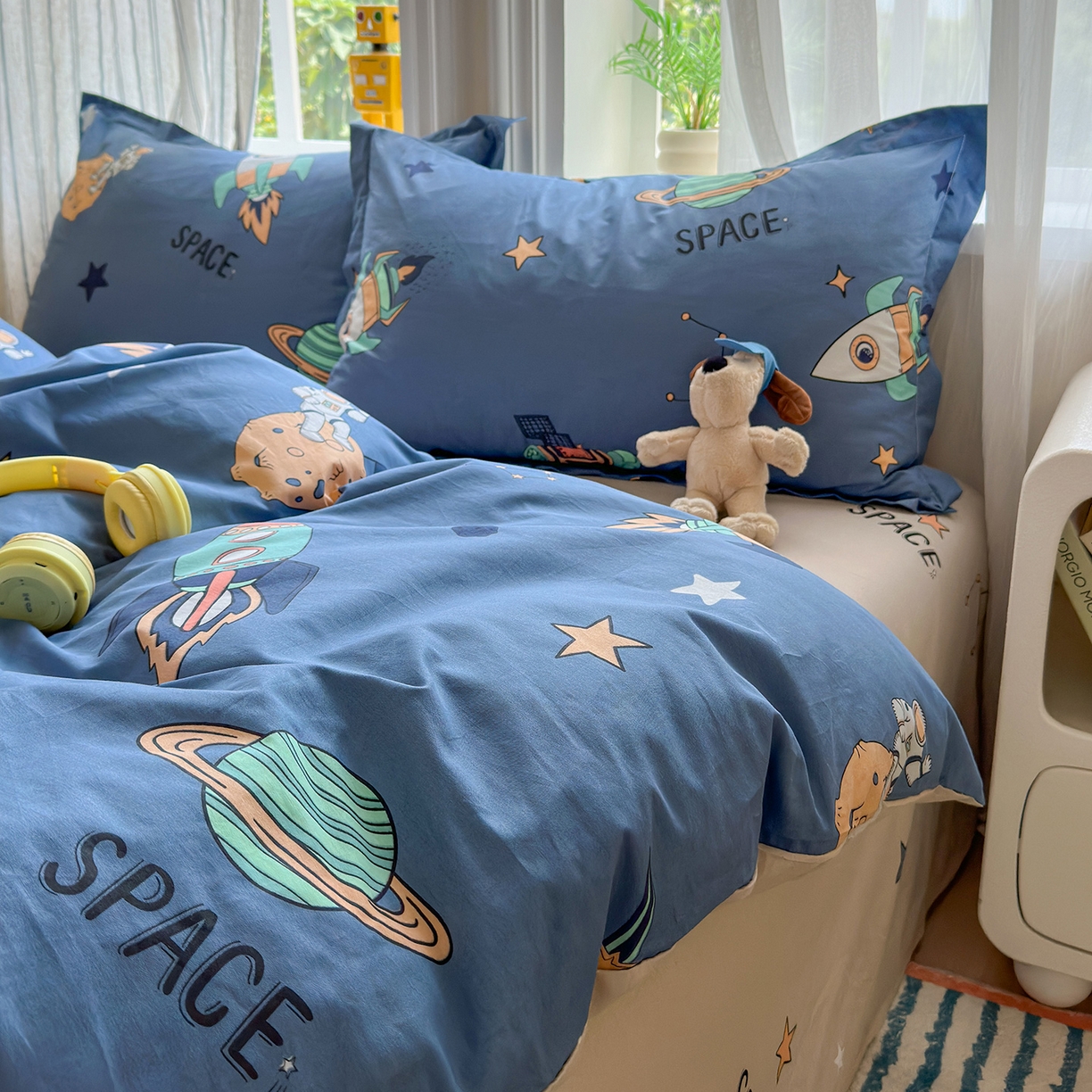 91家纺网 家纺一手货源 找家纺 金盛纺 2025新款全棉印花四件套 环游太空