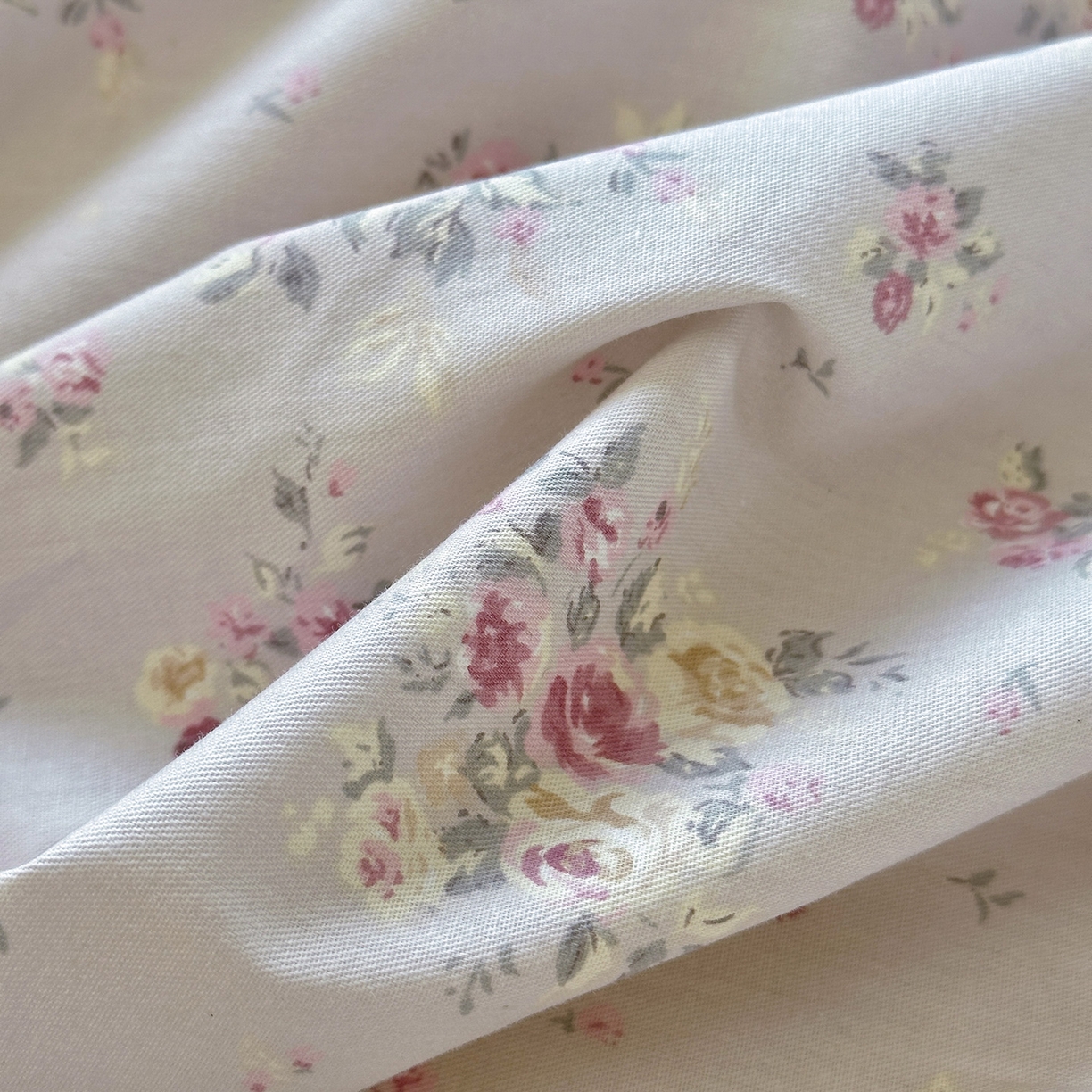 91家纺网 家纺一手货源 找家纺 金盛纺 2025新款全棉印花四件套 浅浅花恋