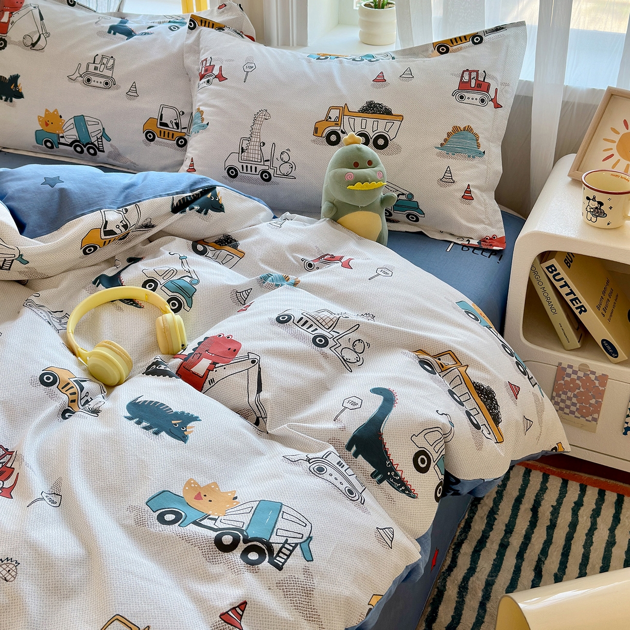 91家纺网 家纺一手货源 找家纺 金盛纺 2025新款全棉印花四件套 顽皮恐龙