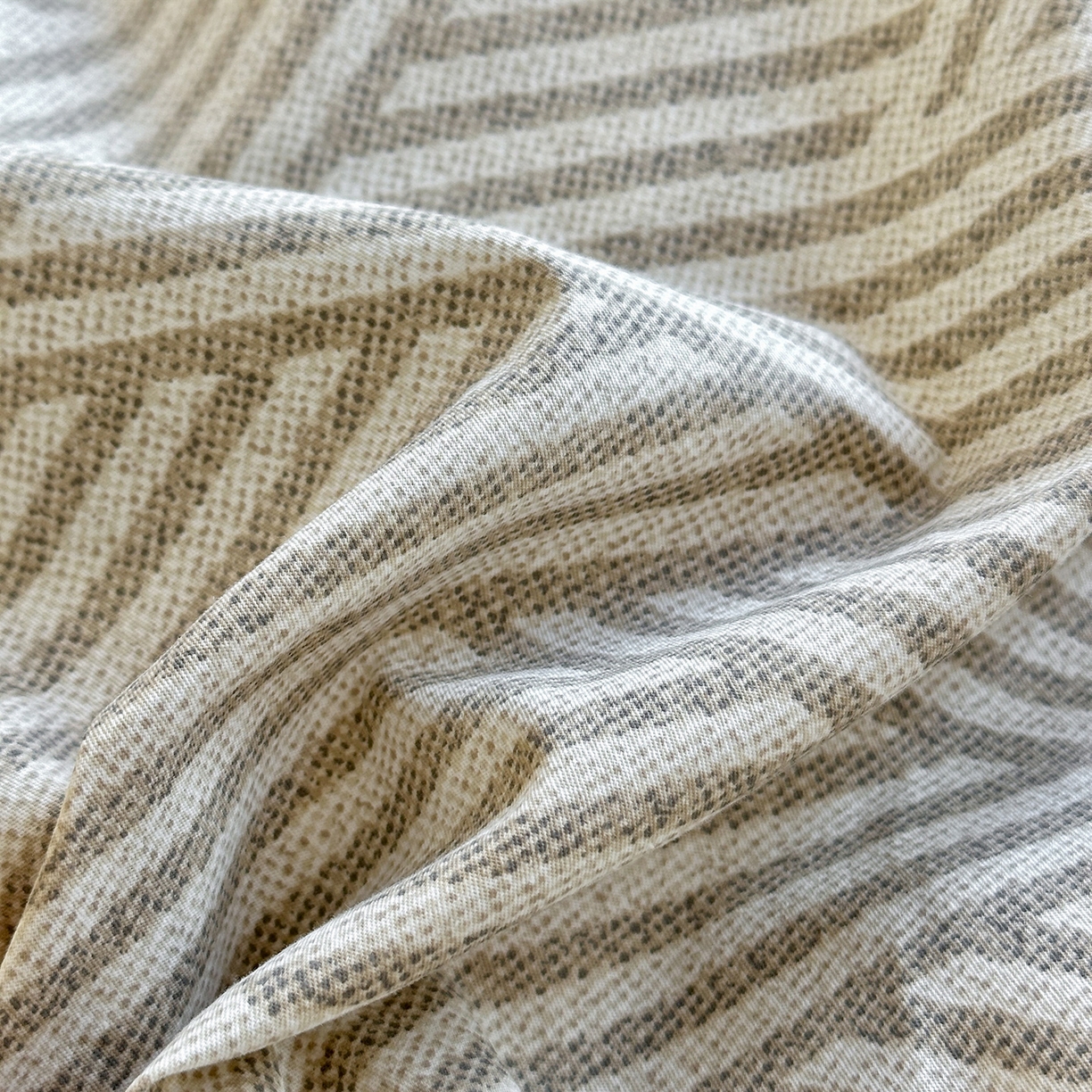 91家纺网 家纺一手货源 找家纺 金盛纺 2025新款全棉印花四件套 线韵时尚