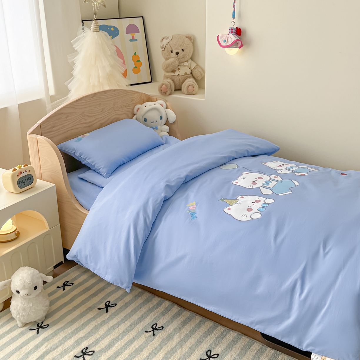 91家纺网 家纺一手货源 找家纺 柔享家（原芷澜家纺）2025新款全棉高端贴布刺绣幼儿园套件儿童三件套被子被芯婴童宝宝六件套七件套 气球小猫