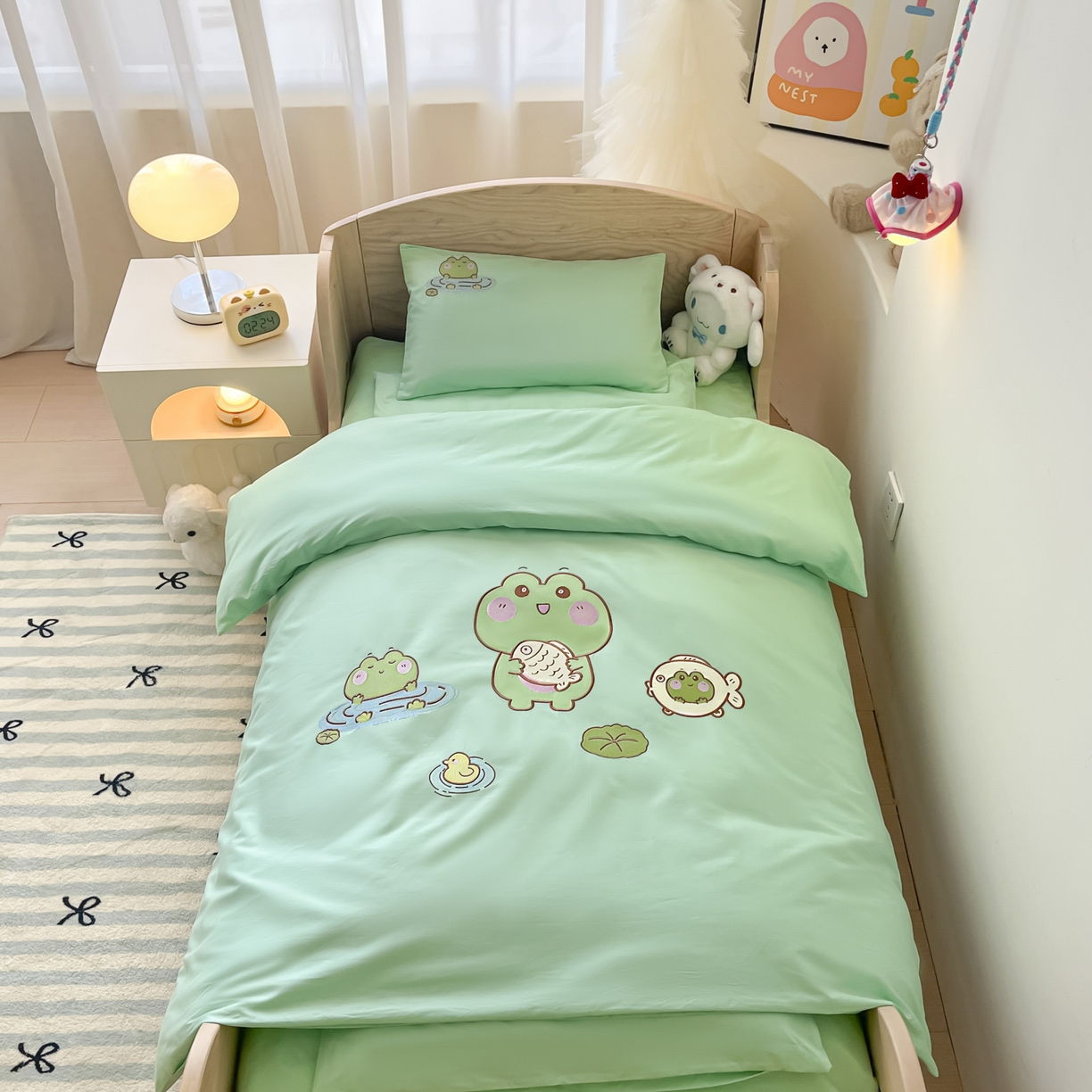 柔享家（原芷澜家纺）2025新款全棉高端贴布刺绣幼儿园套件儿童三件套被子被芯婴童宝宝六件套七件套 青蛙戏水