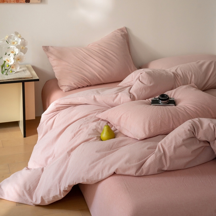 91家纺网 家纺一手货源 找家纺 玖弘家居 2025新款全棉纯棉水洗棉细格单床笠 皮粉细格