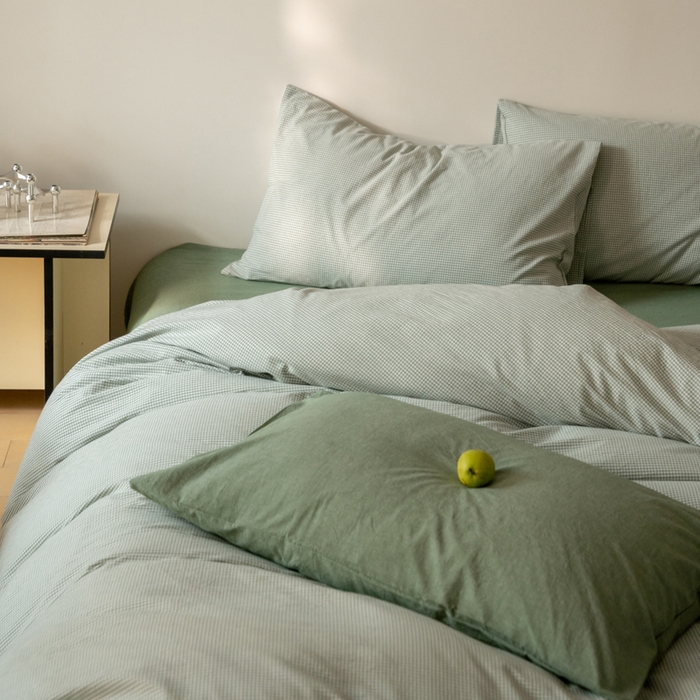 91家纺网 家纺一手货源 找家纺 玖弘家居 2025新款全棉纯棉水洗棉细格单床笠 豆绿细格