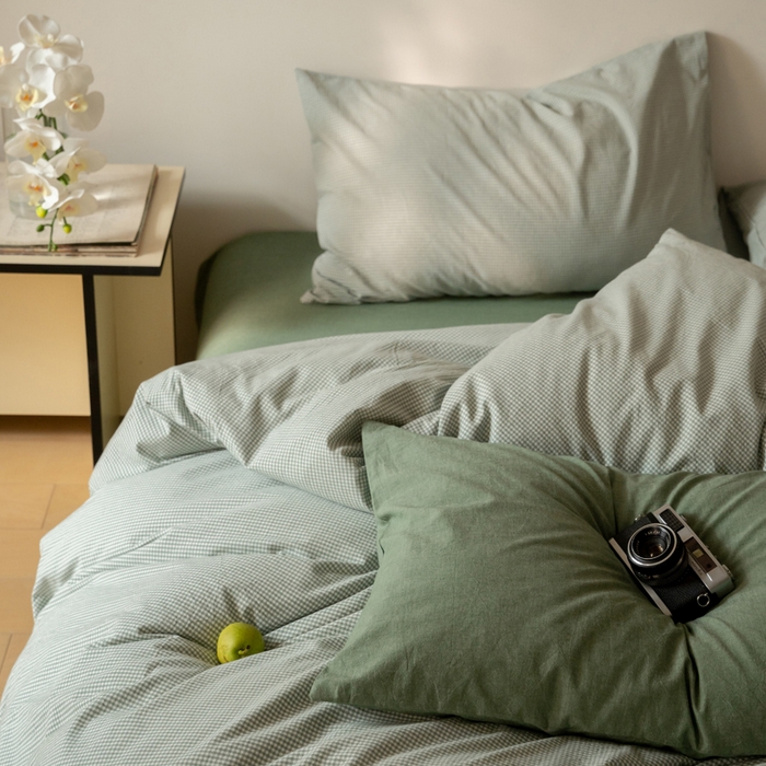 91家纺网 家纺一手货源 找家纺 玖弘家居 2025新款全棉纯棉水洗棉细格单床笠 豆绿细格