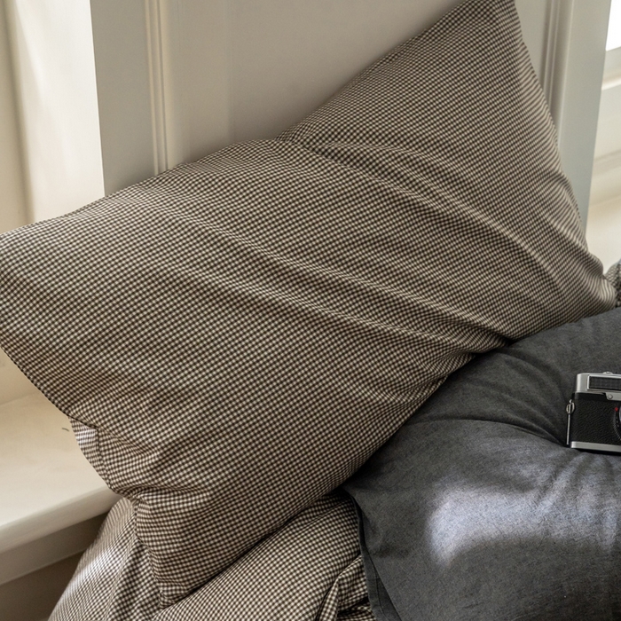 91家纺网 家纺一手货源 找家纺 玖弘家居 2025新款全棉纯棉水洗棉细格单床笠 黑咖细格