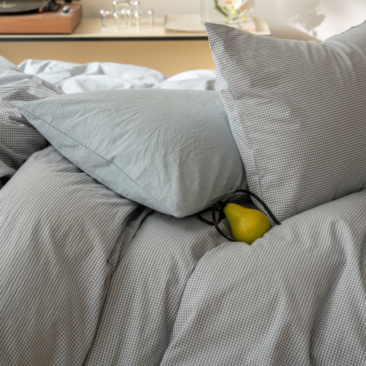 91家纺网 家纺一手货源 找家纺 玖弘家居 2025新款全棉纯棉水洗棉细格枕套单品 蓝灰细格