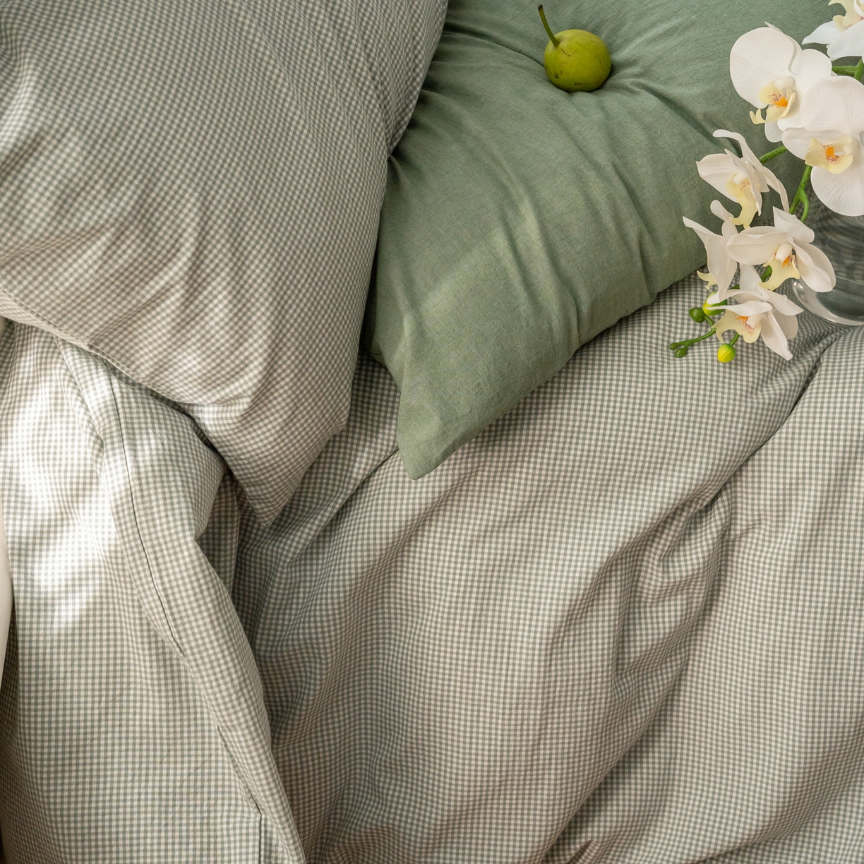 91家纺网 家纺一手货源 找家纺 玖弘家居 2025新款全棉纯棉水洗棉细格枕套单品 豆绿细格