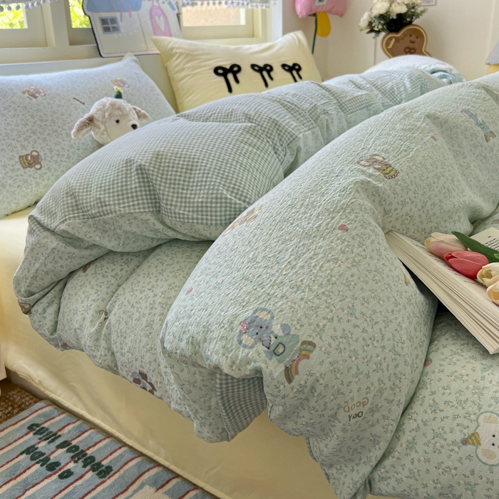 91家纺网 家纺一手货源 找家纺 三元色 2025新款软糯云感毛巾绣四件套 开心小象