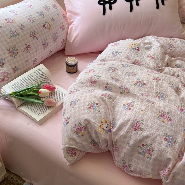 91家纺网 家纺一手货源 找家纺 三元色 2025新款软糯云感毛巾绣四件套 猫咪花园