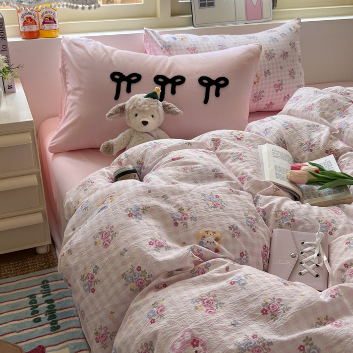 91家纺网 家纺一手货源 找家纺 三元色 2025新款软糯云感毛巾绣四件套 猫咪花园