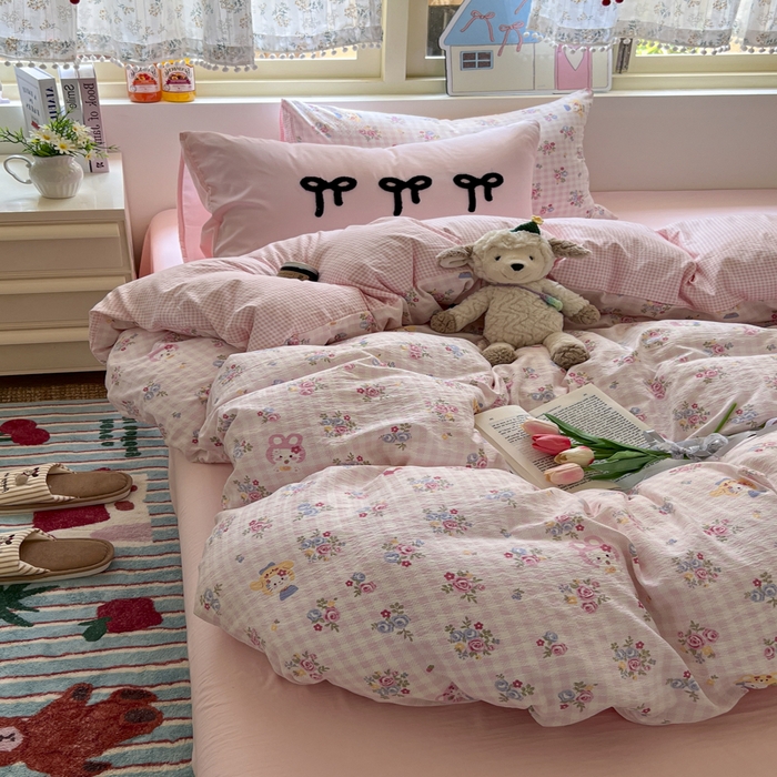 91家纺网 家纺一手货源 找家纺 三元色 2025新款软糯云感毛巾绣四件套 猫咪花园