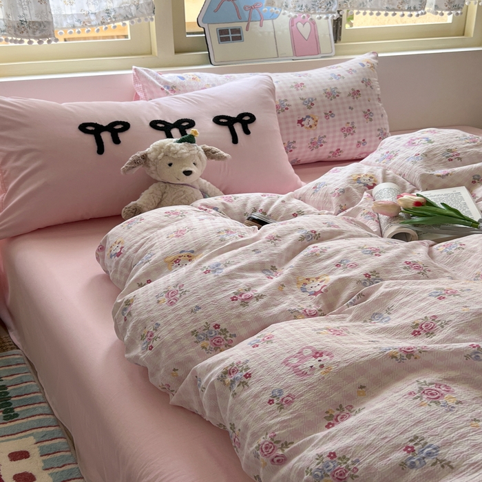 91家纺网 家纺一手货源 找家纺 三元色 2025新款软糯云感毛巾绣四件套 猫咪花园