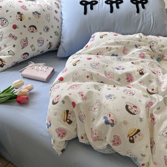 91家纺网 家纺一手货源 找家纺 三元色 2025新款软糯云感毛巾绣四件套 小新乐园