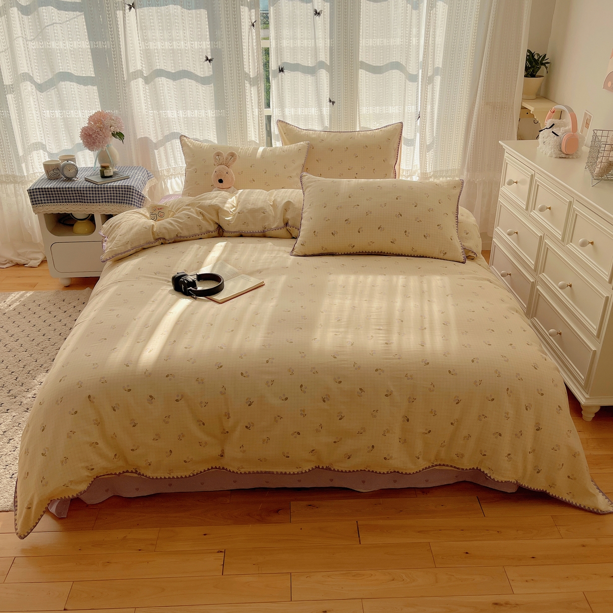 91家纺网 家纺一手货源 找家纺 瑞莱 2025开学季全棉印花贝壳边四件套 樱桃甜趣-黄