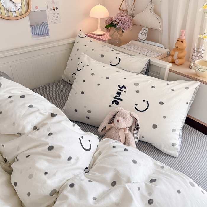91家纺网 家纺一手货源 找家纺 Sweet dreams甜梦 2025新款卡通小清新全棉四件套 波点笑脸