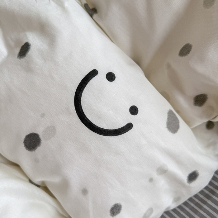91家纺网 家纺一手货源 找家纺 Sweet dreams甜梦 2025新款卡通小清新全棉四件套 波点笑脸