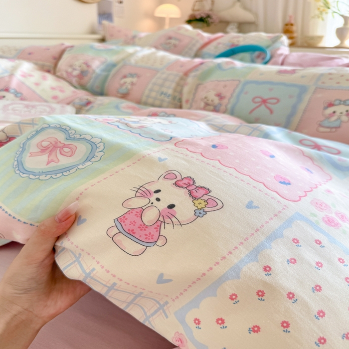 91家纺网 家纺一手货源 找家纺 Sweet dreams甜梦 2025新款卡通小清新全棉四件套 格子猫猫