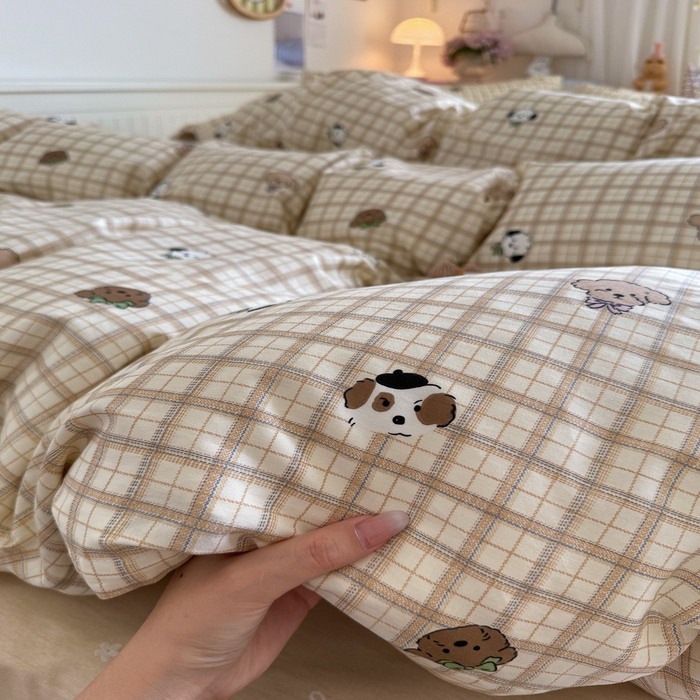 91家纺网 家纺一手货源 找家纺 Sweet dreams甜梦 2025新款卡通小清新全棉四件套 格子小狗
