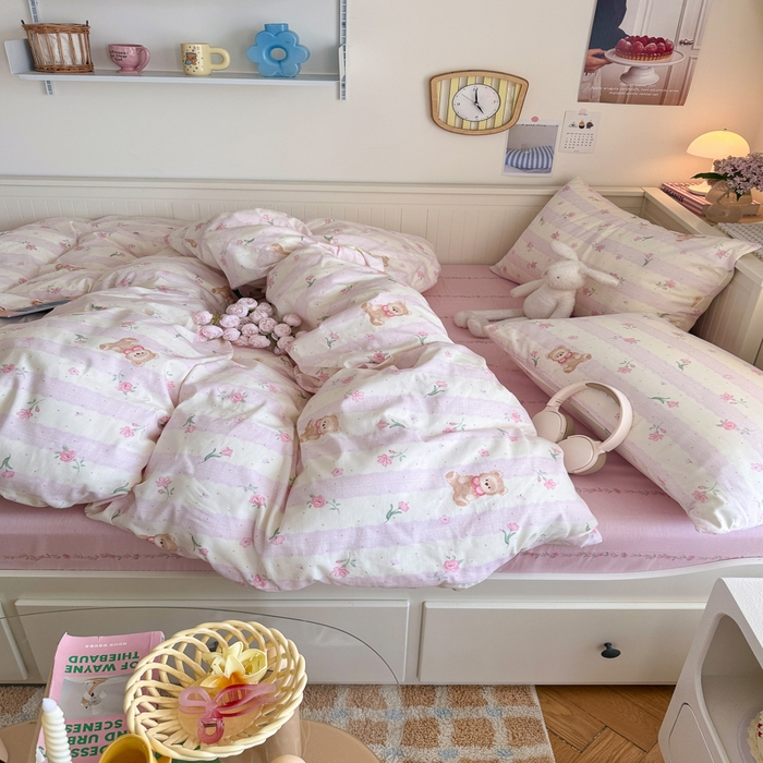 91家纺网 家纺一手货源 找家纺 Sweet dreams甜梦 2025新款卡通小清新全棉四件套 花花小熊