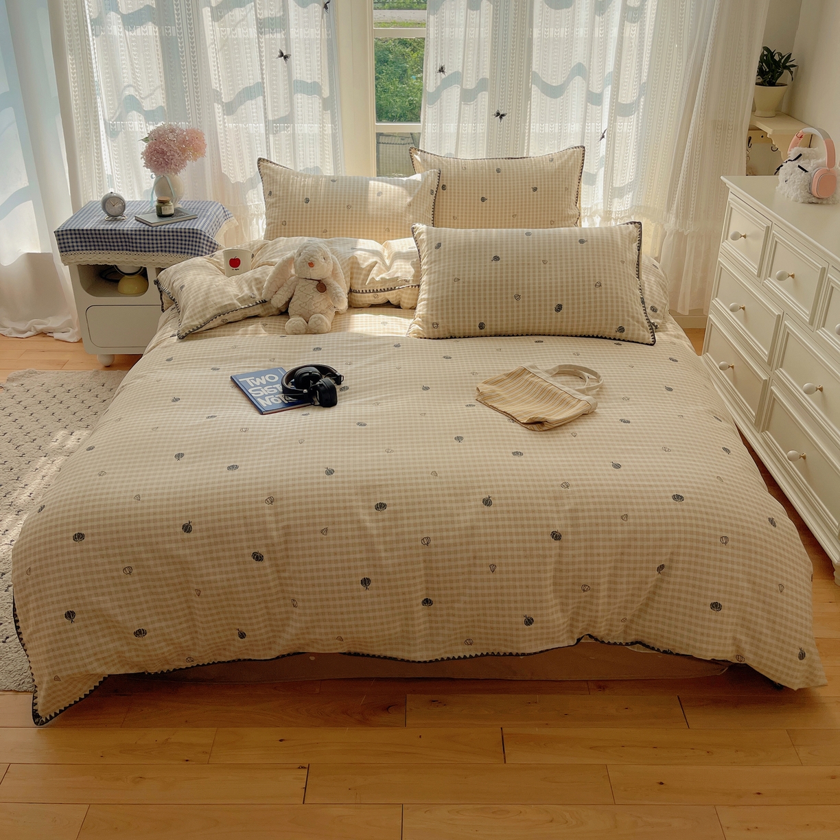 91家纺网 家纺一手货源 找家纺 瑞莱 2025开学季全棉印花贝壳边四件套 甜糯南瓜