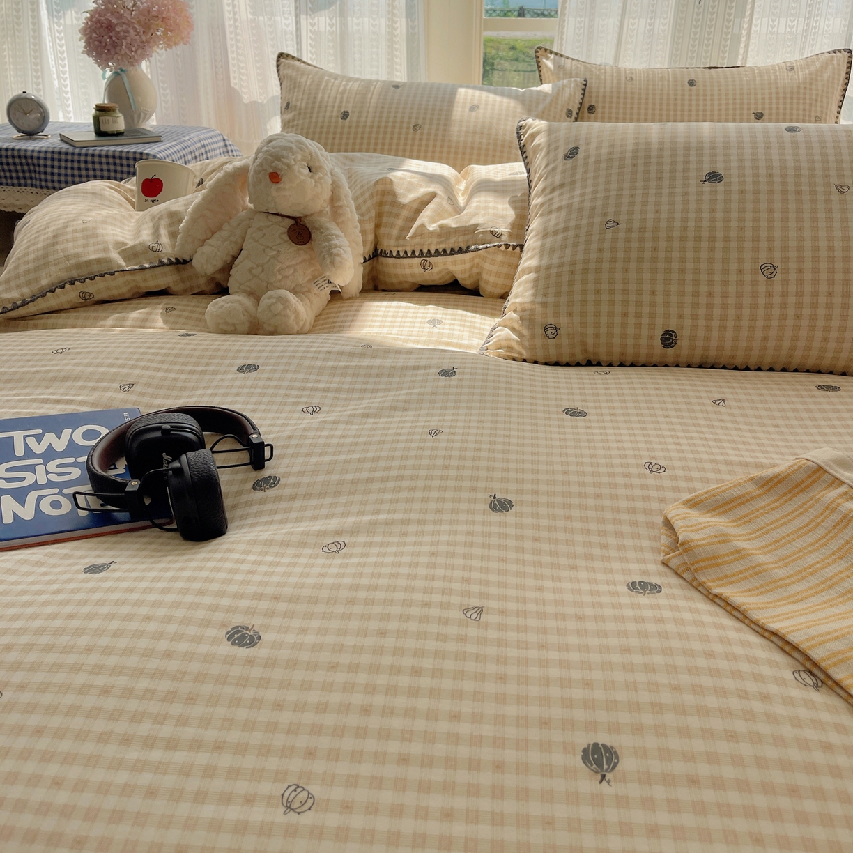 91家纺网 家纺一手货源 找家纺 瑞莱 2025开学季全棉印花贝壳边四件套 甜糯南瓜