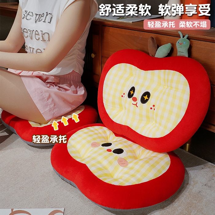 91家纺网 家纺一手货源 找家纺 仟亿莱 2025新款大眼格纹红苹果坐垫 俏皮格纹红苹果