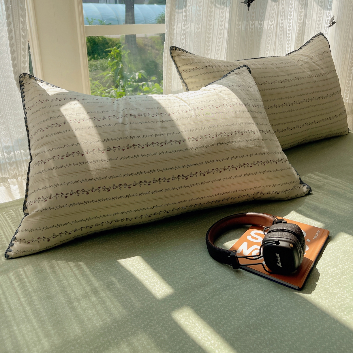 91家纺网 家纺一手货源 找家纺 瑞莱 2025开学季全棉印花贝壳边四件套 夏有乔木