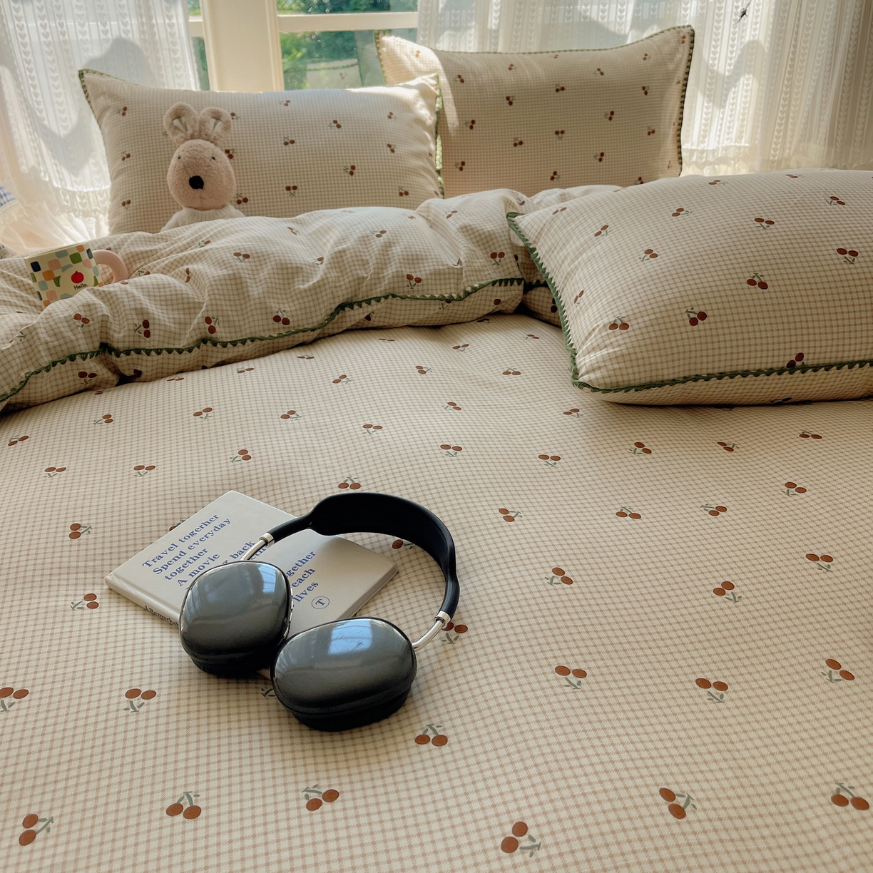 91家纺网 家纺一手货源 找家纺 瑞莱 2025开学季全棉印花贝壳边四件套 樱姿-米