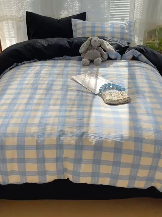 91家纺网 家纺一手货源 找家纺 轻奢坊2025新款格子撞色四件套 格格蓝