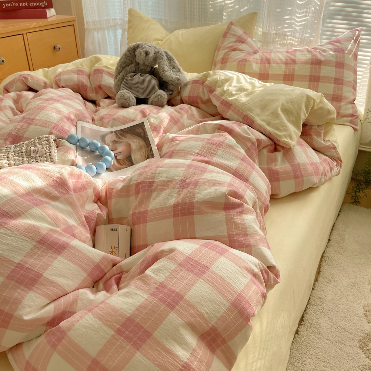 91家纺网 家纺一手货源 找家纺 轻奢坊2025新款格子撞色四件套 格格黄