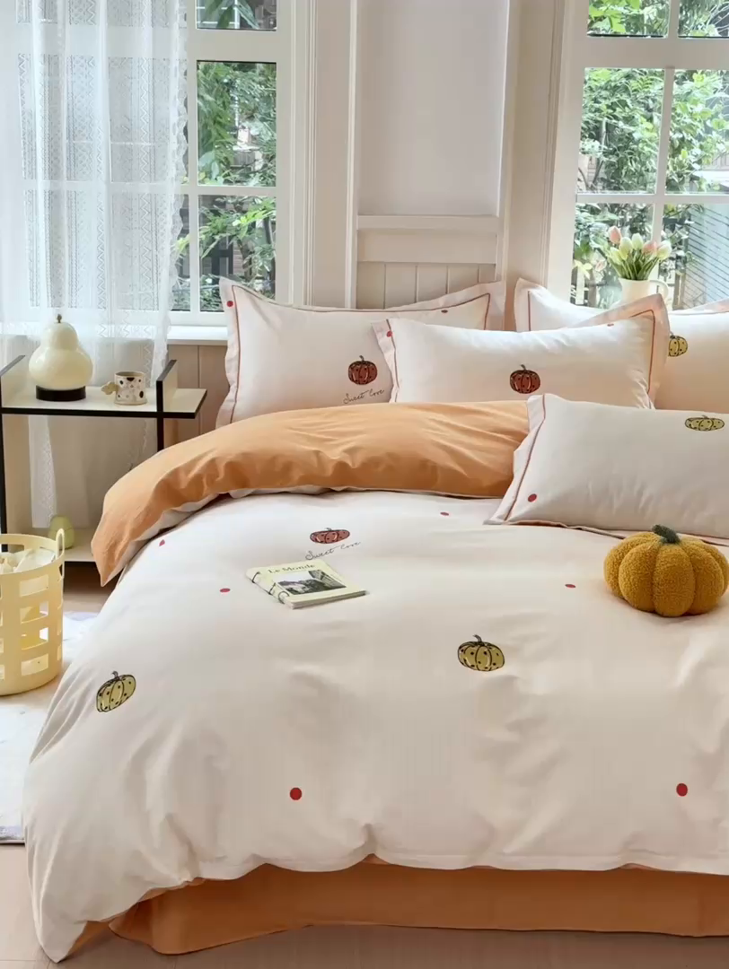 91家纺网 家纺一手货源 找家纺 悦织湾家纺2025新款100%全棉磨毛四件套加厚加密喷气织造纯棉床上用品4件套印花卡通小清新三件套不起球不掉色 南瓜派对