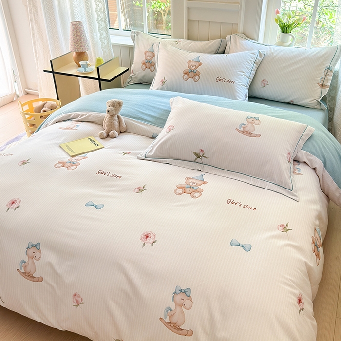 91家纺网 家纺一手货源 找家纺 悦织湾家纺2025新款100%全棉磨毛四件套加厚加密喷气织造纯棉床上用品4件套印花卡通小清新三件套不起球不掉色 童趣时光