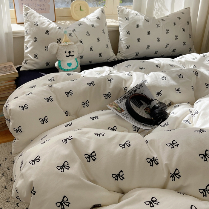 91家纺网 家纺一手货源 找家纺 芷凡家纺 2025新款水洗棉双层纱四件套 黑色蝴蝶结