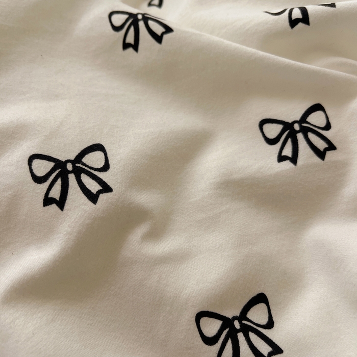 91家纺网 家纺一手货源 找家纺 芷凡家纺 2025新款水洗棉双层纱四件套 黑色蝴蝶结